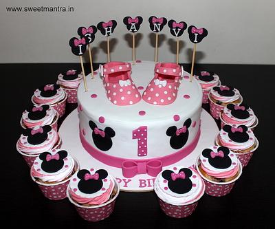 Minnie mouse fondant cake - Cake by Sweet Mantra Homemade Customized Cakes Pune