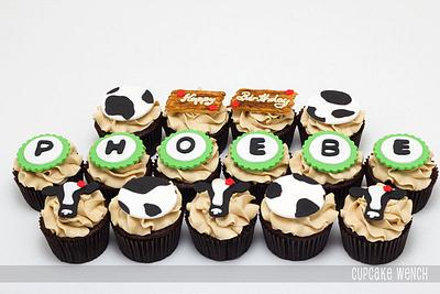 Cow themed cupcakes - Cake by Cupcake Wench