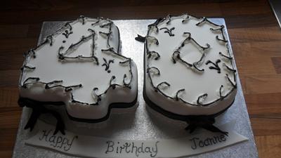 4oth Number cake  - Cake by xxscarletxx