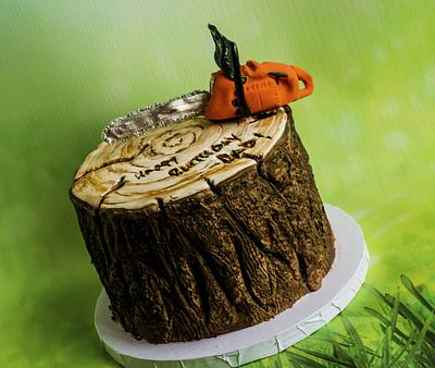 Tree stump cake with husqvarna chain saw  - Cake by Piece O'Cake 
