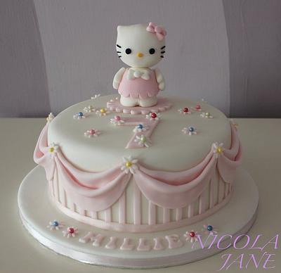HELLO KITTY - Cake by nicola thompson