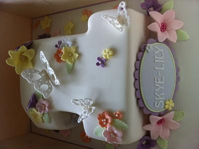 First Birthday cake - Cake by Mulberry Cake Design