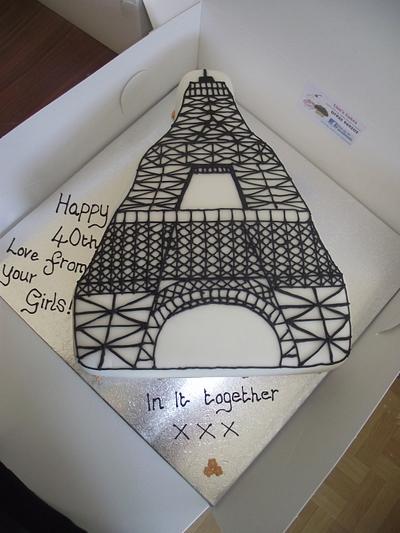 eiffel tower  - Cake by lisa's cakes