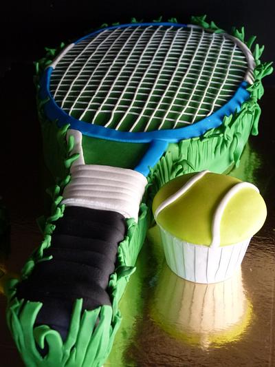 Cake tennis racquet - Cake by Aventuras Coloridas