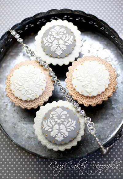 Grey wedding cupcakes - Cake by CupCakes Veronika