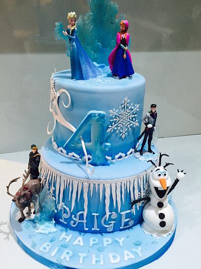  Frozen  - Cake by Lorraine Yarnold