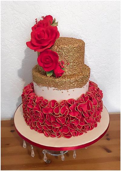 Wedding cake  - Cake by Tahira