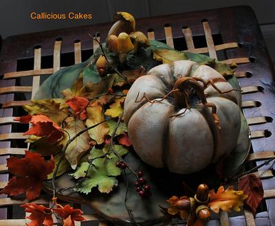Harvest Pumpkin - Cake by Calli Creations