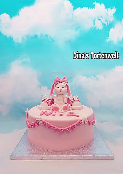 Christening Cake  - Cake by Dina's Tortenwelt 