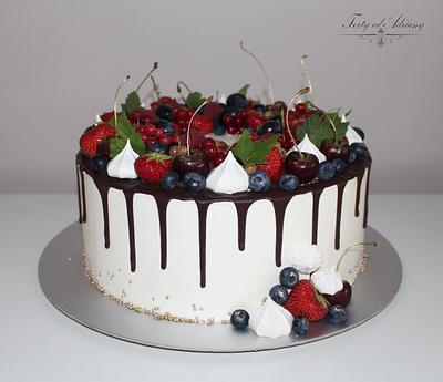 drip cake - Cake by Adriana12