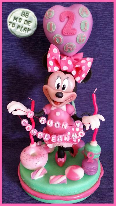 Minnie and candies on big macaron - Topper by Barbara Buceti - BB Mode To Play - Cake by BBModeToPlay Barbara Buceti