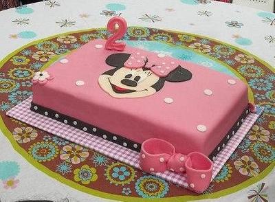 Minnie Mouse - Cake by N&N Cakes (Rodette De La O)
