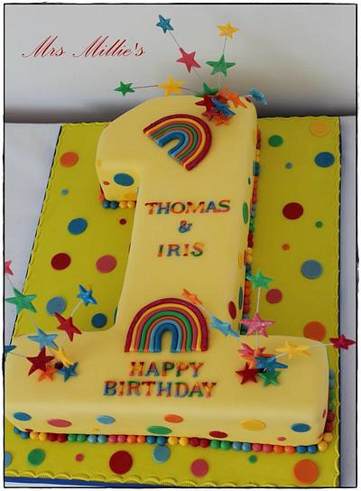 1st Birthday - Cake by Mrs Millie's