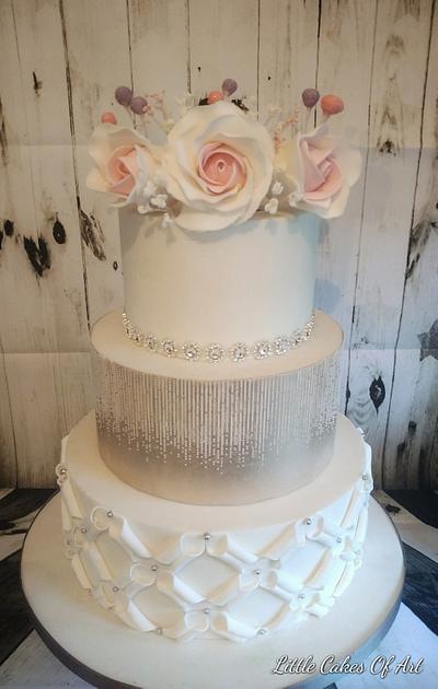 Champagne wedding - Cake by Little Cakes Of Art