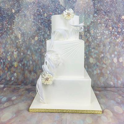 Luxury Wedding cake - Cake by Cindy Sauvage 