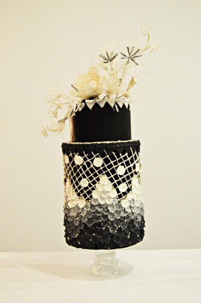 Almost 50 shades of Gray - Monochrome collaboration - Cake by Catalina Anghel azúcar'arte