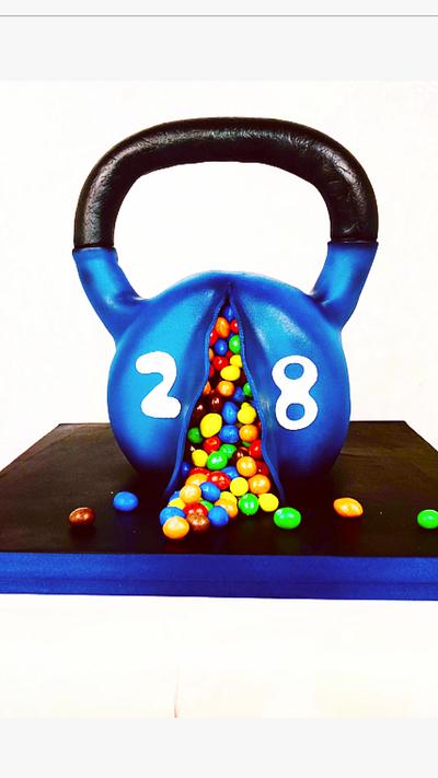 Kettlebell cake M&M’S - Cake by Cindy Sauvage 