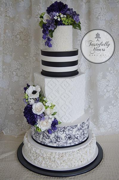 Modern classic - Cake by Marianne: Tastefully Yours Cake Art 