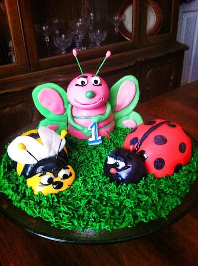 Bug smash cake - Cake by Joy Jarriel