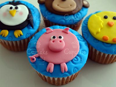 Cute animals cupcakes - Cake by CupcakeCity