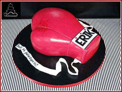 Boxing glove - Cake by Ewa