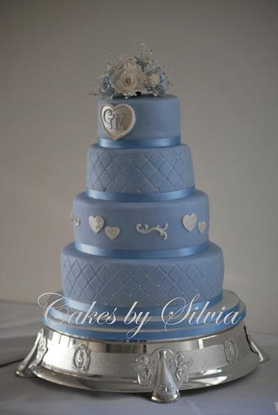 My first wedding cake - Cake by cakesbysilvia1