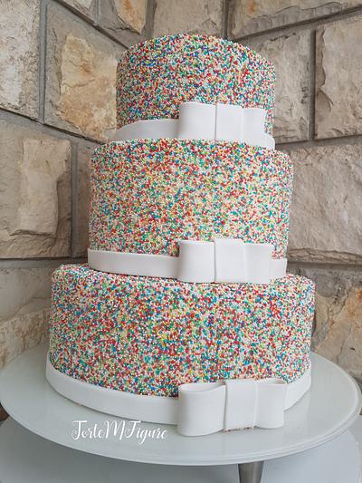 Sprinkles wedding cake - Cake by TorteMFigure