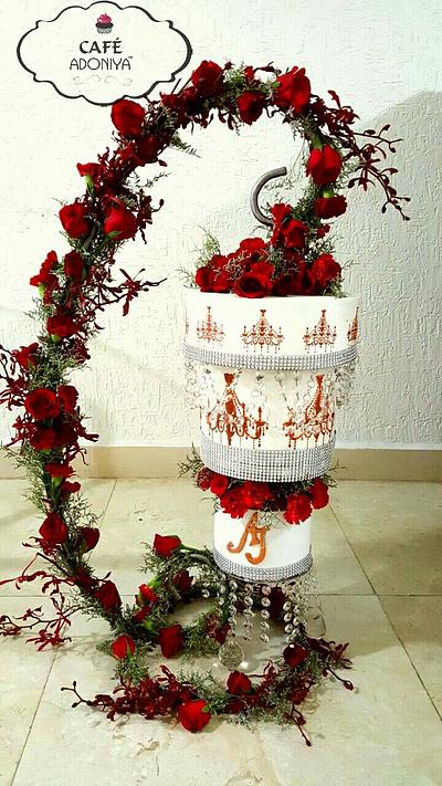 Chandelier Wedding cake  - Cake by Maaria