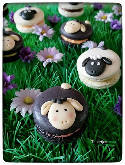 Sheep macarons - Cake by Taaartjes