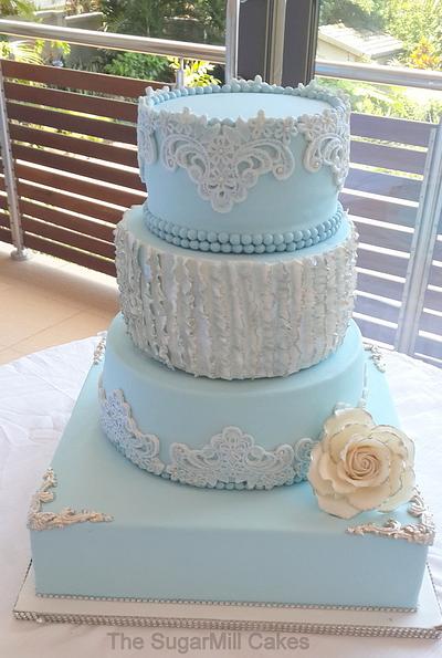 vintage blue  - Cake by sugarmillcakes
