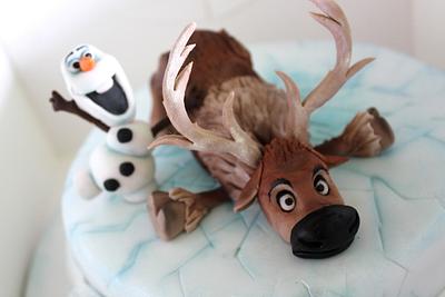 Sven and Olaf - Cake by Zoe's Fancy Cakes