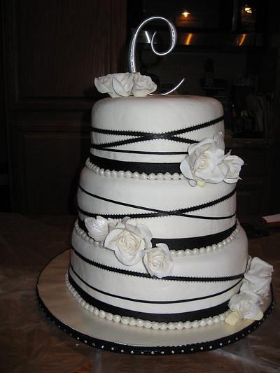Ivory and black ribbon cake with gumpaste roses - Cake by all4show