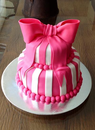 Pink Cake - Cake by Cláudia Oliveira