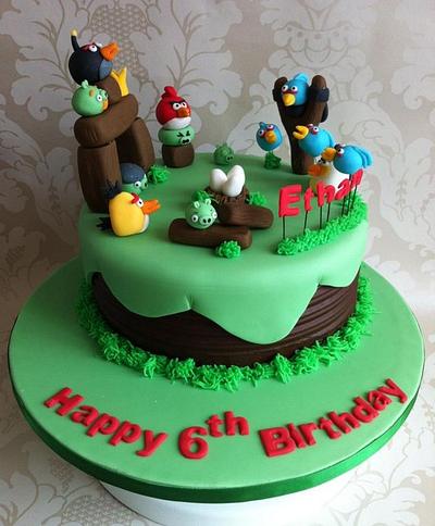 Angry Birds - Cake by Carrie