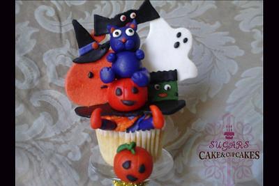 Spooky Halloween Cupcake - Cake by SUGARScakecupcakes
