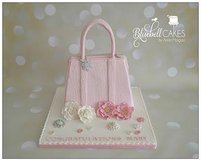 Handbag Cake - Cake by bluebellcakes