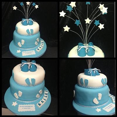 One handed christening cake  - Cake by Kirstie's cakes