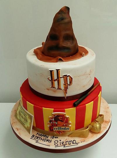 2 tiered Harry Potter - Cake by Putty Cakes
