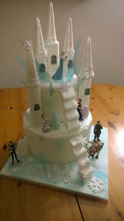 Frozen Castle - Cake by Combe Cakes