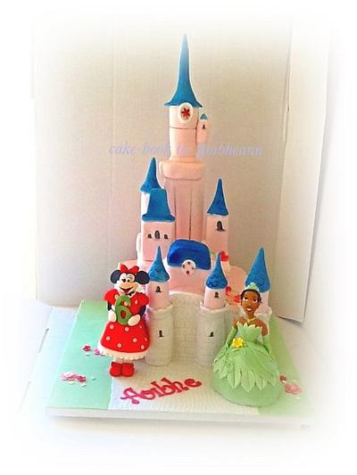 Disney castle - Cake by Aoibheann Sims