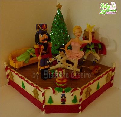 Nutcracker with lights, sound and movement - Cake by Bety'Sugarland by Elisabete Caseiro 