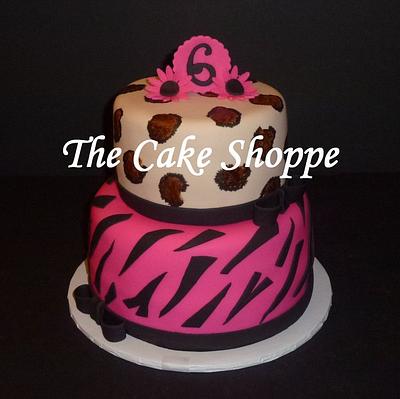 Animal print cake - Cake by THE CAKE SHOPPE