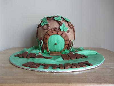 The Hobbit House Cake - Cake by Sweet Shop Cakes