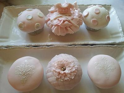 Pink Baby Girl Shower cupcakes - Cake by suz