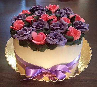 Marzipan roses - Cake by Majka Maruška