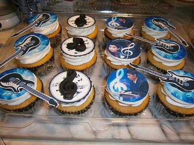 music cupcakes  - Cake by harryjr