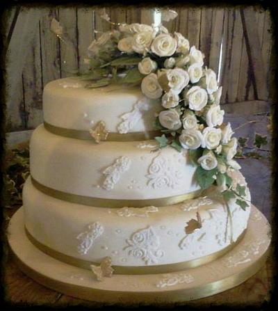 Ivory and gold wedding cake - Cake by Catherine
