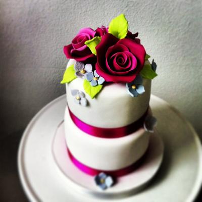 Mini wedding cake - Cake by Bella's Bakery