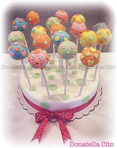Cookies and Cake pops - Cake by DonatellaCito