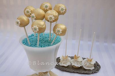 Gold and Blue Fancy Cake Pops - Cake by blancs
